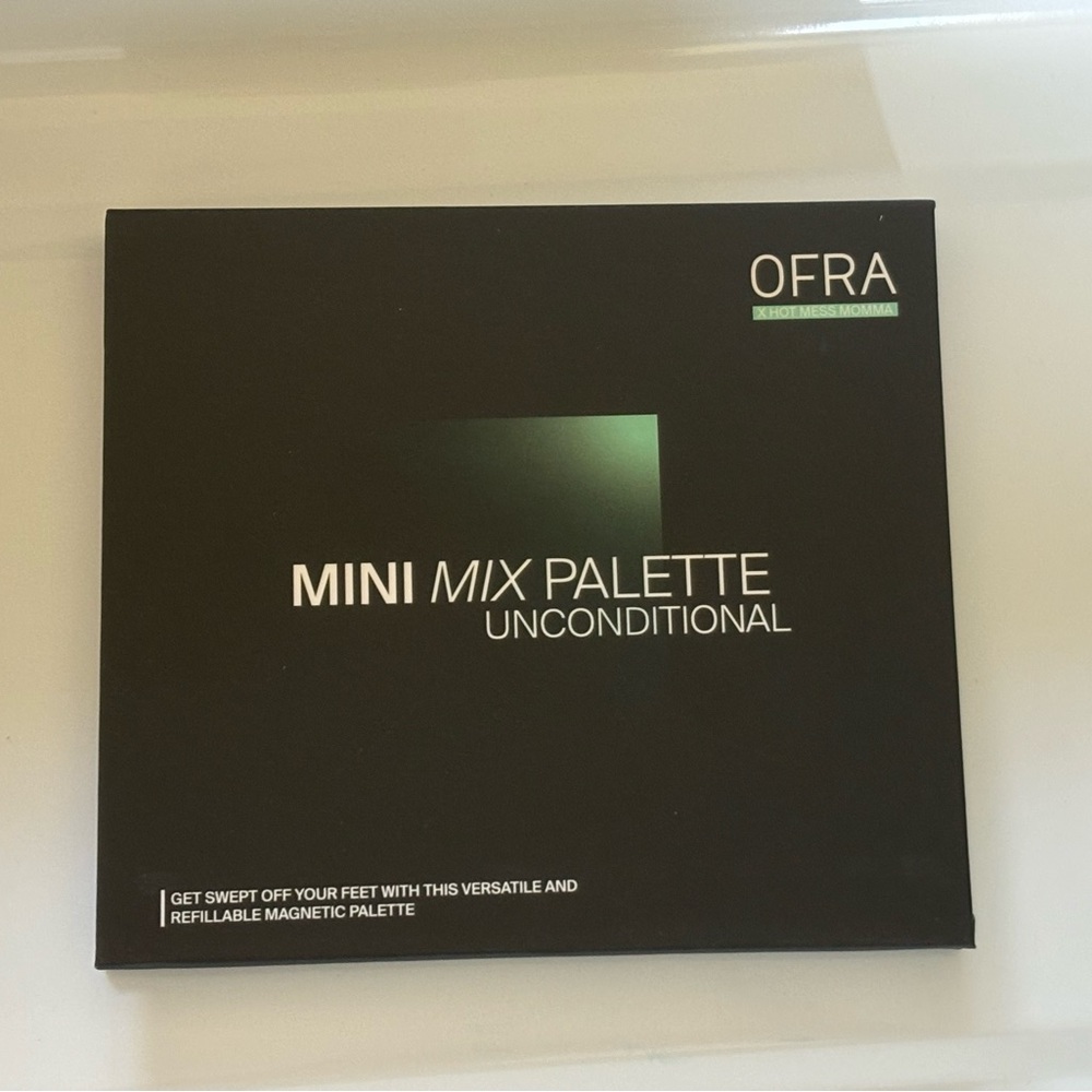 OFRA Mini Mix Palette in Black and Teal